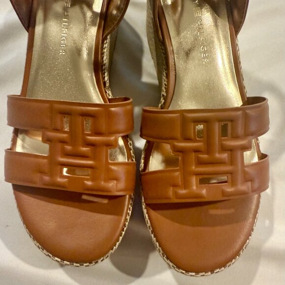 Tommy Hilfiger Tan Logo Platform Espadrille Sandals – Size 6.5 NWOB - Picture 8 of 12